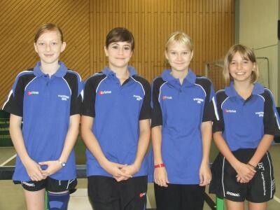 <p><font face="wspanfont">Die zweite Mädchenmannschaft der SFG.</font></p> <p>Von links Laura Vetter, Elisa Steurer, Lisa Schuster und Saskia Siebert.</p>