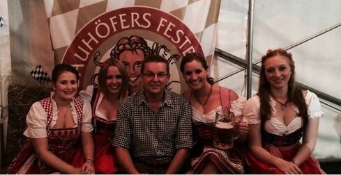 Unsere Damen mit Coach beim Teambuilding von links: Elisa Steurer, Mareike Ostwald, Jörg Wilhem, Milena Krämer, Laura Vetter 